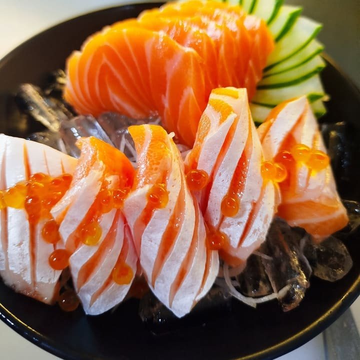 A dish served at Nigi Express, photograph 35