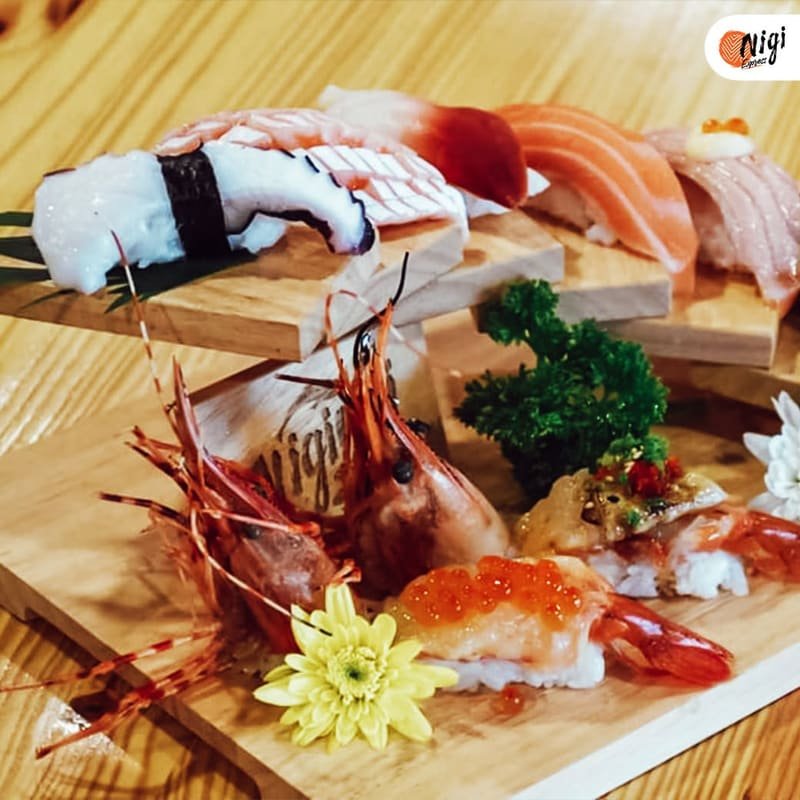 Nigi Express dish, photograph 4