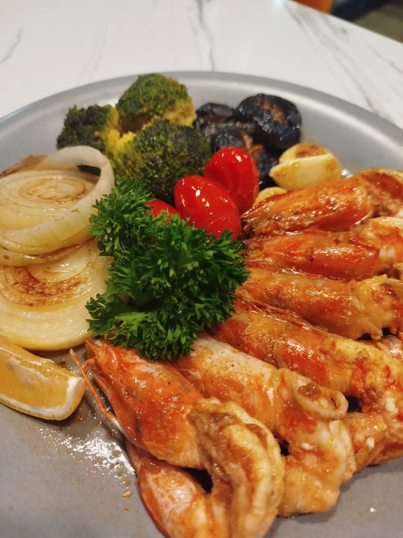Nigi Express dish, photograph 42