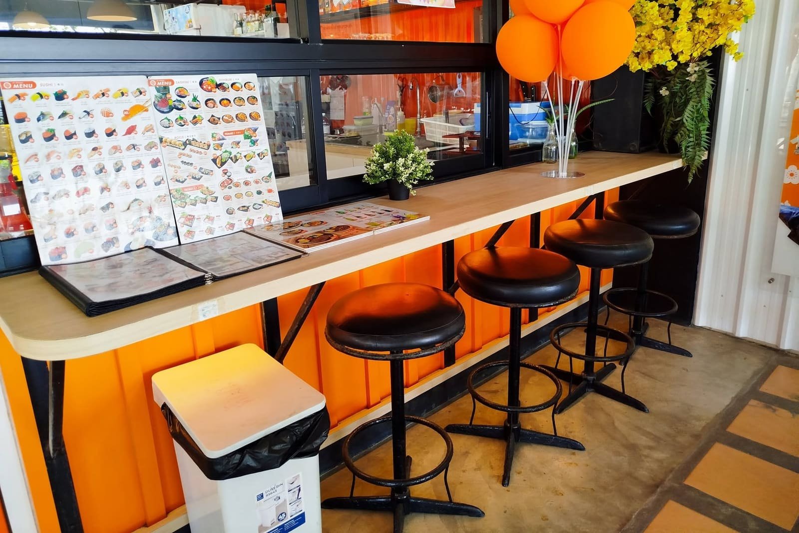 Inside the Nigi Express counter